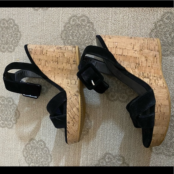 Stuart Weitzman like new wedge sandals size 8. Accepting offers!!! - Picture 8 of 8
